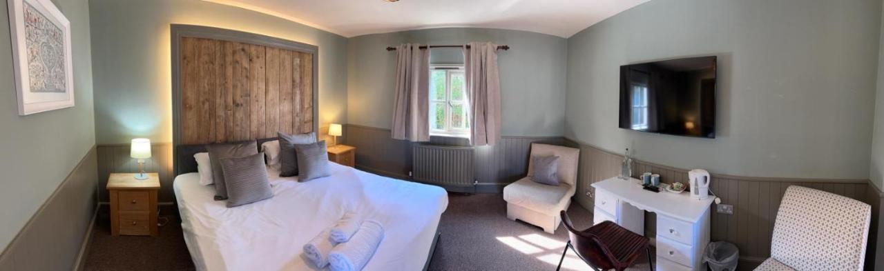 Blazing Donkey Countryside Retreat Hotel Sandwich Bagian luar foto