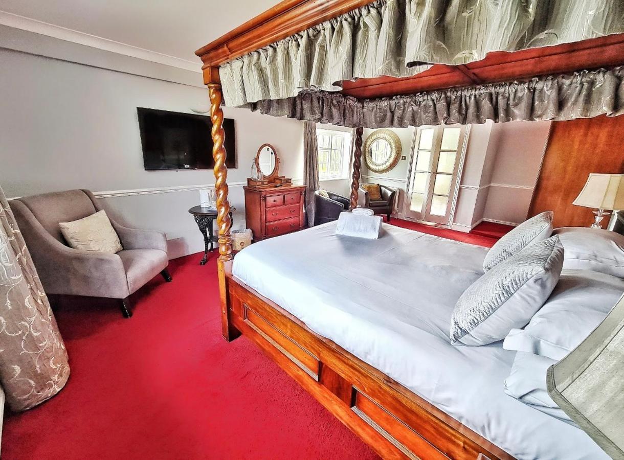 Blazing Donkey Countryside Retreat Hotel Sandwich Bagian luar foto