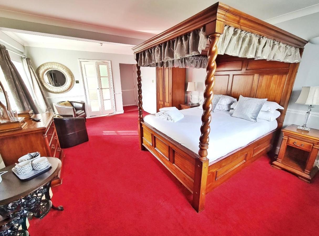 Blazing Donkey Countryside Retreat Hotel Sandwich Bagian luar foto