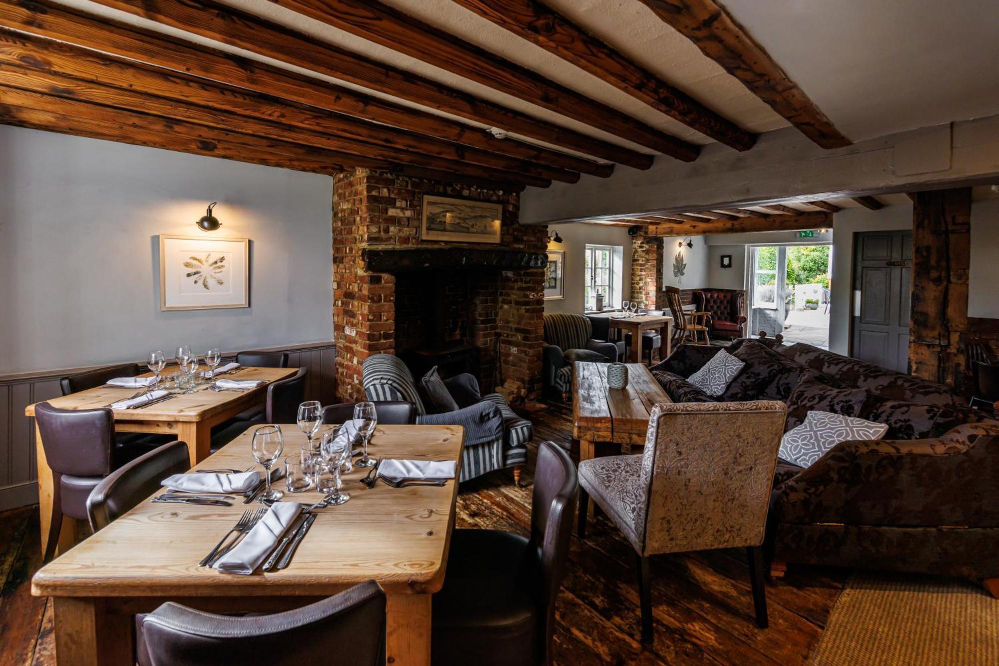 Blazing Donkey Countryside Retreat Hotel Sandwich Bagian luar foto